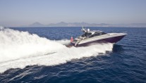 Motor yacht LULU -  Cruising at speed